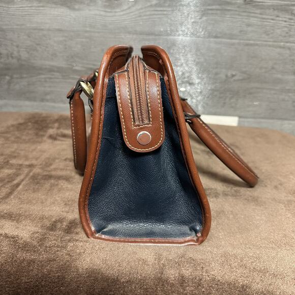 Vintage Carriage House Leather Purse Handbag Tan & Navy Many Pockets - Picture 13 of 16